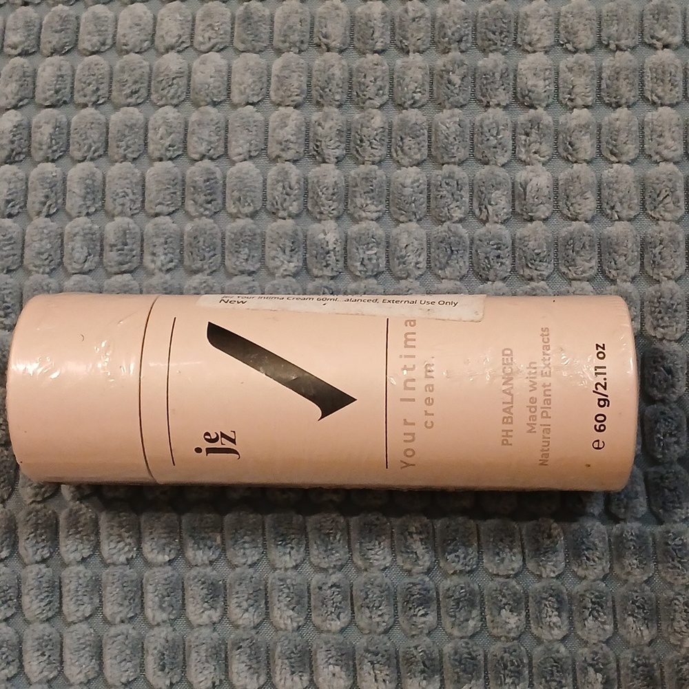 Jez Your intima Long Lasting Protection Cream PH Balanced